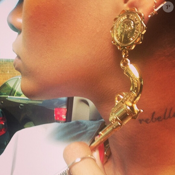 Rihanna dévoile ses bijoux sulfureux sur Instagram.