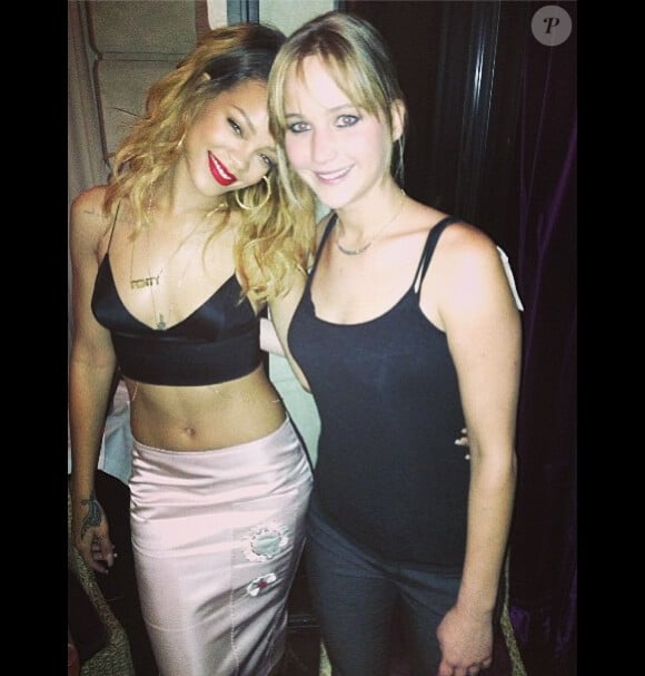 Rihanna dévoile sa rencontre avec Jennifer Lauwrence sur Instagram.