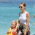 Nicole Richie, Joel Madden et leurs enfants Harlow et Sparrow, une joyeuse famille en vacances à Saint-Tropez. Le 23 juillet 2013.
