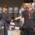 Halle Berry enceinte et son mari Olivier Martinez à Century City, le 24 juillet 2013.