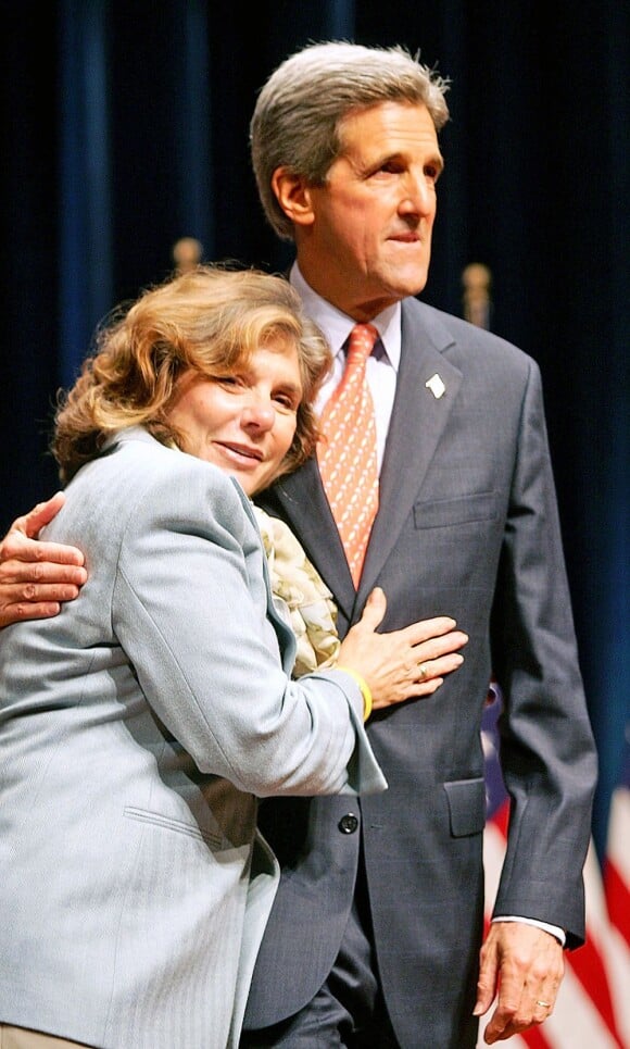John Kerry et sa femme Teresa Heinz Kerry après un discours à New York le 20 septembre 2004