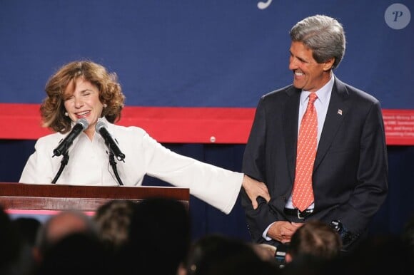 L'homme politique américain (démocrate) John Kerry et son épouse Teresa à New York le 20 septembre 2004