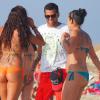 Exclusif - Dani Alves en vacances à Formentera en Espagne le 27 juillet 2013. 