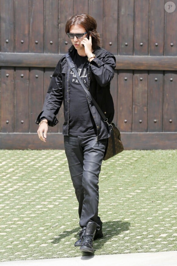 Jonathan Cheban quitte le domicile de Kim Kardashian. Los Angeles, le 15 juin 2013.