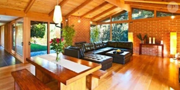 John McEnroe et sa femme Patty Smyth ont acheté cette maison de Malibu pour 3,3 millions de dollars.