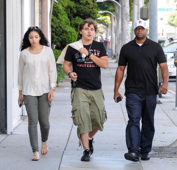 Prince Jackson et Remi Alfalah dans les rues de Beverly Hills, le 3 août 2013.