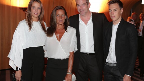 Stéphanie de Monaco ultrabronzée, Pauline et Louis élégants, de gala avec Garou