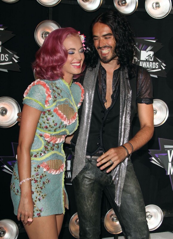 Katy Perry et Russell Brand lors des 28e MTV Video Music Awards au Nokia Theatre de Los Angeles, le 28 août 2011.