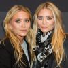 Ashley (avec l'écharpe) et Mary-Kate Olsen fêtent le lancement de leur collection pour la marque scandinave Bik Bok et rencontrent leurs fans norvégiennes au cours d'une séance de dédicaces. Oslo, le 7 aout 2013.