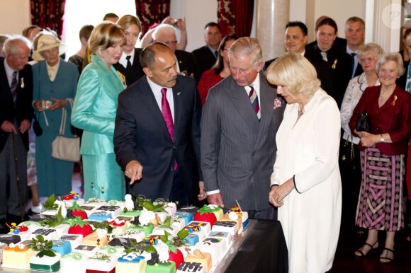 Le prince Charles en Nouvelle-Zélande le 14 novembre 2012, le jour de son 64e anniversaire. En 2013, une grande fête aura lieu à Buckingham.