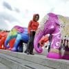 Des éléphants ont investi Trafalgar Square, en plein coeur de Londres, en mai 2010 pour une campagne en faveur de l'association The Elephant Family, avec le soutien de Cyrus Vandrevala.