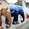 Des éléphants ont investi Trafalgar Square, en plein coeur de Londres, en mai 2010 pour une campagne en faveur de l'association The Elephant Family, avec le soutien de Cyrus Vandrevala.