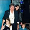 Alain Delon avec Rosalie et leurs enfants Alain-Fabien et Anouchka à Paris le 9 novembre 1996