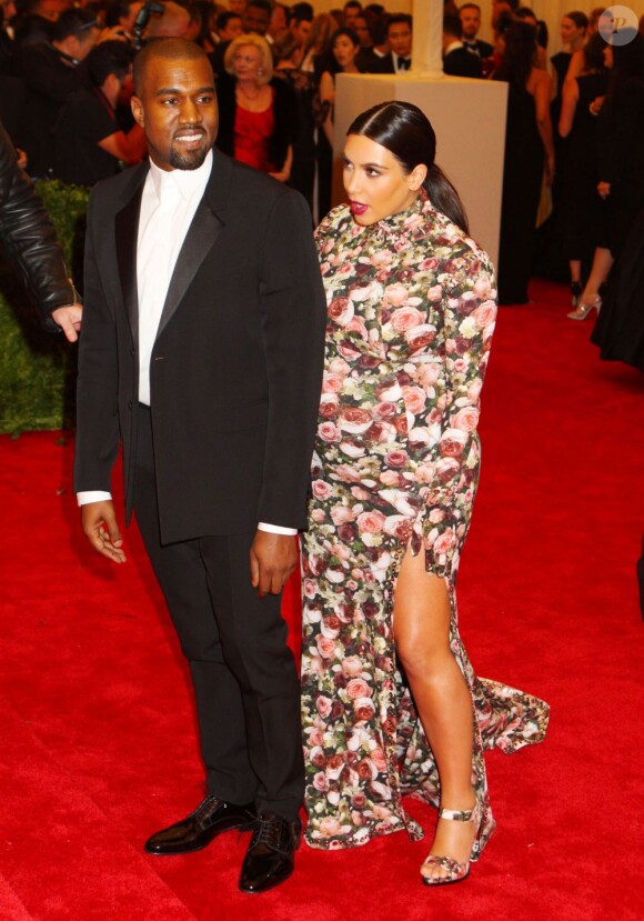 Kanye West et Kim Kardashian lors du gala du musée MET à New York. Le 6 mai 2013.