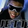 Lee Thompson Young dans la série qui la fait connaître "Jett Jackson" pour Disney Channel (1998-2001).