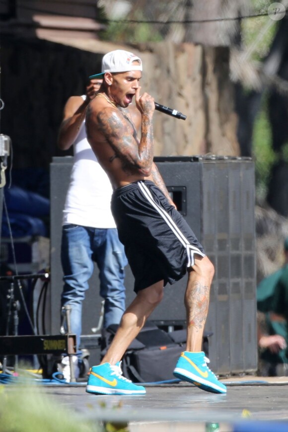 Chris Brown sur scène à Waikiki, Hawaï, le 23 août 2013.