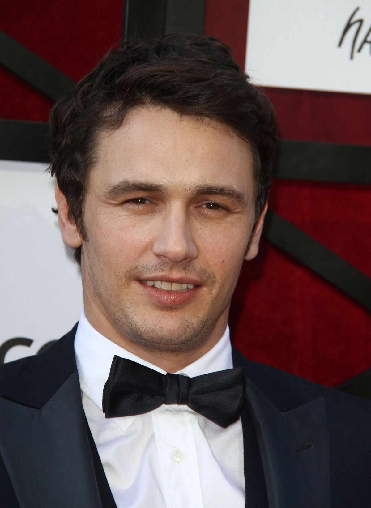 Vidéo James Franco pose avant la soirée Roast of James Franco à