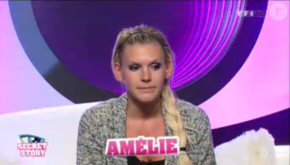 Amélie en larmes dans la quotidienne de Secret Story 7 sur TF1 jeudi 29 août 2013