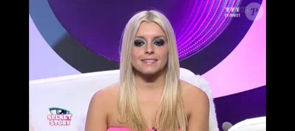 Alexia au confessionnal (hebdo Secret Story 7 du vendredi 30 août 2013)