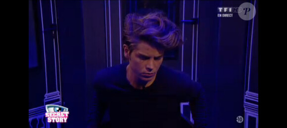 Gautier face à un dilemme dans l'octogone (hebdo Secret Story 7 du vendredi 30 août 2013)