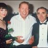 Charles Trénet et Charles Aznavour avec Sabine Azema en septembre 1987 lors d'un spectacle du Fou chantant