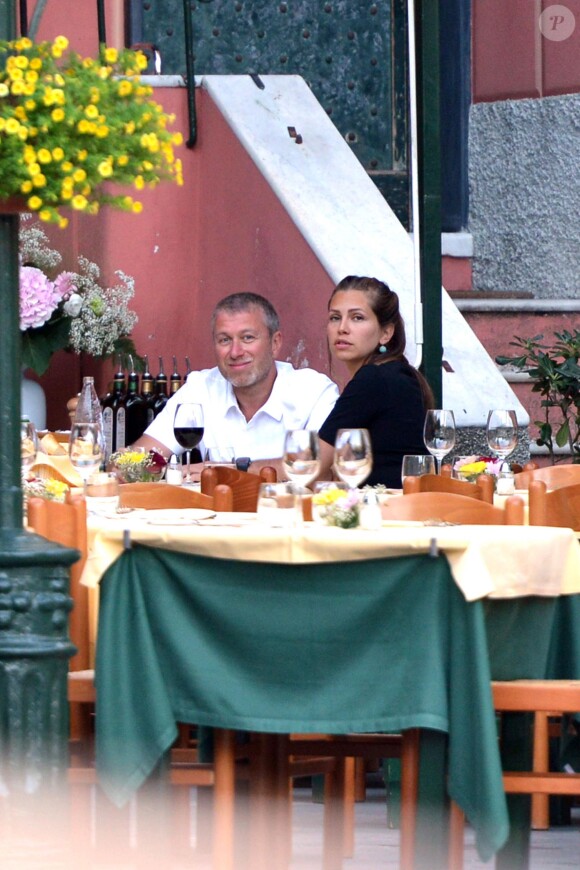 Roman Abramovitch et sa compagne Dasha Zhukova à Portofino en Italie le 2 septembre 2013.