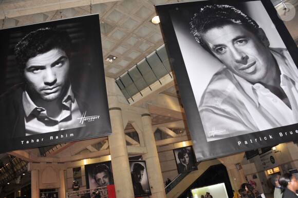 Image de l'inauguration de l'expo photo Stars parmi les stars organisée par le Studio Harcourt et le Forum des Halles au profit de l'association Les Toiles Enchantées, le 19 septembre 2013 à Paris.