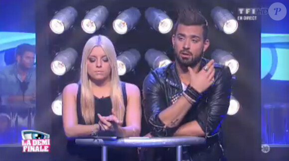 Vincent et Alexia passent devant le conseil des anciens dans l'hebdo de Secret Story 7 le vendredi 6 septembre 2013 sur TF1