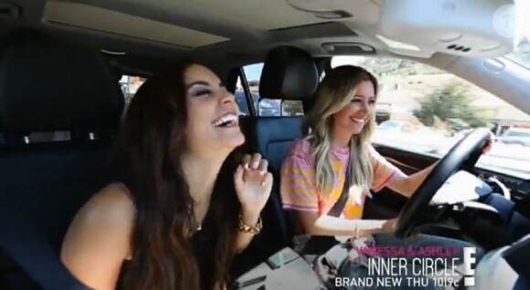 Vanessa Hudgens et Ashley Tisdale dans leur télé-réalité Vanessa & Ashley : Inner Circle, diffusé sur E!