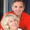 Charles Aznavour et son épouse Ulla Thorsell à Saint-tropez, le 26 juillet 1982.