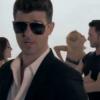 Bande-annonce de l'émission de TF1 Danse avec les stars 4 avec le chanteur Robin Thicke.
