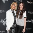Rita Ora et Hailee Steinfeld assistent à la soirée du 25e anniversaire de la marque DKNY. New York, le 9 septembre 2013.