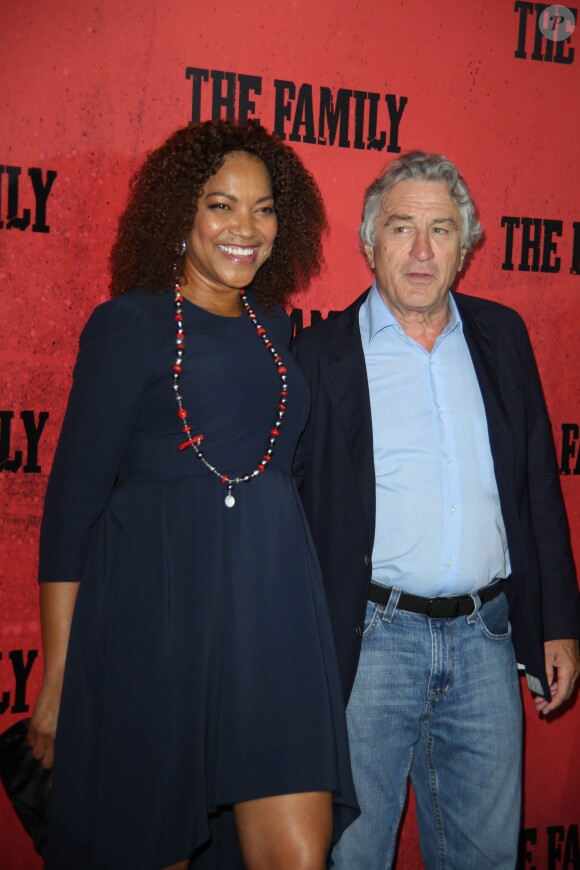 Robert de Niro et sa femme Grace Hightower lors de l'avant-première du film Malavita à New York le 10 septembre 2013