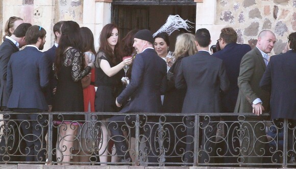 Adam Clayton (bassiste du groupe irlandais U2) s'est marié avec Mariana Teixeira au Château de la Napoule près de Cannes, le 14 septembre 2013.