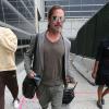 Brad Pitt arrive à l'aéroport de Los Angeles, le 21 juillet 2013