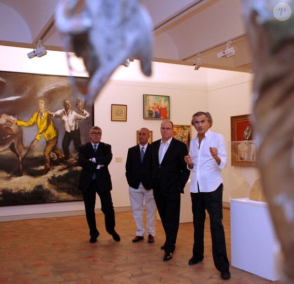 Bernard Henri-Lévy a guidé le prince Albert à travers son exposition, organisée au sein de la Fondation Maeght à Saint-Paul-de-Vence. Le 16 septembre 2013.