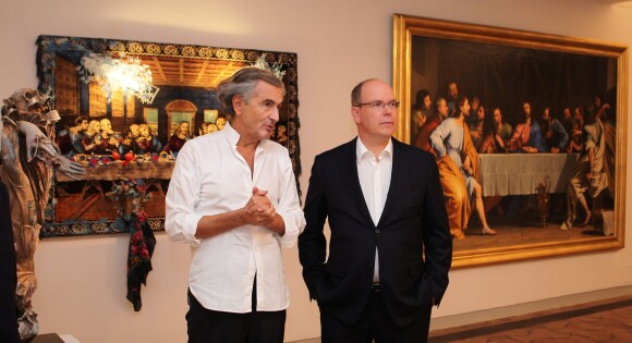 Le prince Albert a visité le 16 septembre 2013 l'exposition de Bernard-Henri Lévy, organisée au sein de la Fondation Maeght à Saint-Paul-de-Vence