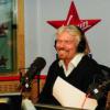 Enora Malagré et Christophe Beaugrand en interview avec Richard Branson pour Enora, le soir sur Virgin Radio le 17 septembre 2013.