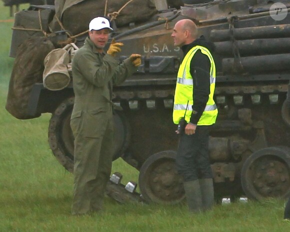 Exclusif - Brad Pitt sur le tournage de "Fury" en Grande-Bretagne le 10 septembre 2013.
