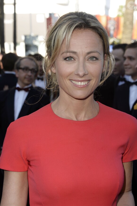 Anne Sophie Lapix - Montée des marches du film "Le Passe" lors du 66e Festival du film de Cannes. Le 17 mai 2013.