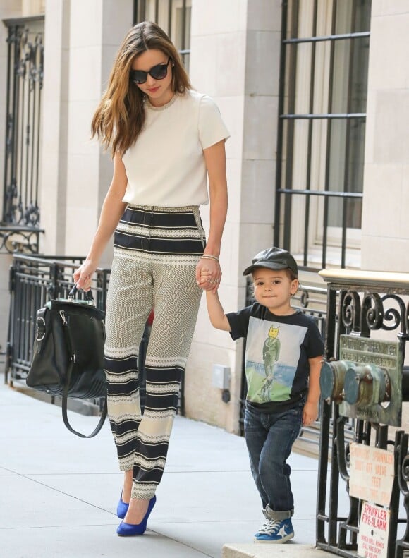 Miranda Kerr et son fils Flynn dans les rues de New York, le 20 Septembre 2013.