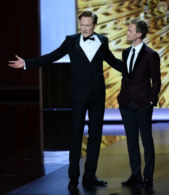 Conan O'Brien et Neil Patrick Harris lors des 65e Primetime Emmy Awards à Los Angeles, le 22 septembre 2013.