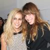 Alice Dellal et Lou Doillon assistent au défilé Anthony Vaccarello printemps-été 2014 au Palais de Tokyo. Paris, le 24 septembre 2013.