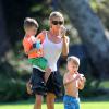 Exclusif - Denise Richards, ses filles Lola et Sam et les enfants de Charlie Sheen Bob et Max au parc à Beverly Hills, le 25 juillet 2013.