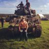 Photo de Scott Eastwood sur le tournage du film Fury en Angleterre - 23 septembre 2013