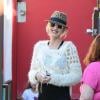 Gwen Stefani, enceinte et radieuse, va chercher son fils Zuma à l'école, Studio City, Los Angeles, le 27 septembre 2013.