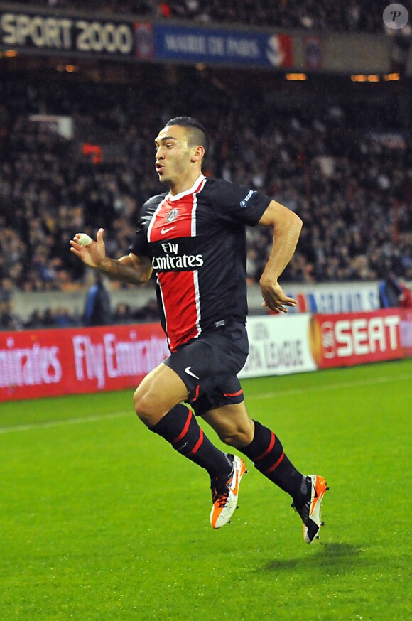 Mevlüt Erding lors du match entre le Paris Saint-Germain et Bratislava au Parc des Princes à Paris, le 3 novembre 2011