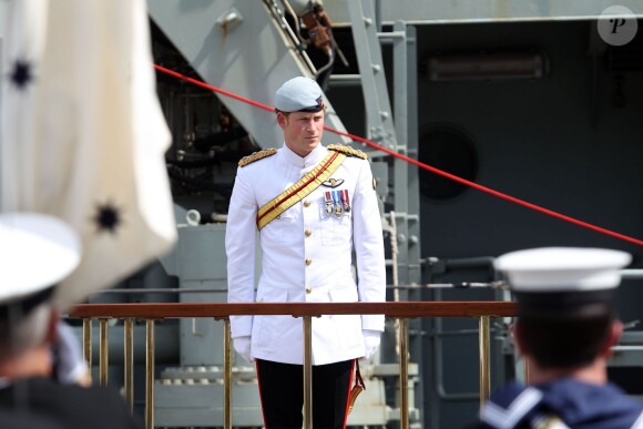 Le prince Harry à Sydney le 4 octobre 2013 lors d'une revue et d'une parade marquant le centenaire de l'indépendance de la Marine royale australienne.