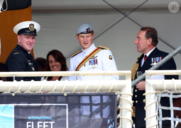Le prince Harry à Sydney le 4 octobre 2013 lors d'une revue et d'une parade marquant le centenaire de l'indépendance de la Marine royale australienne.