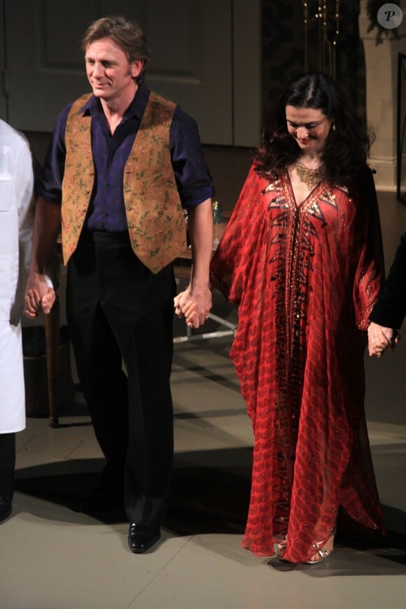 Rachel Weisz et Daniel Craig triomphe sur scène à la première représentation de Betrayal à Broadway le 1er octobre 2013.